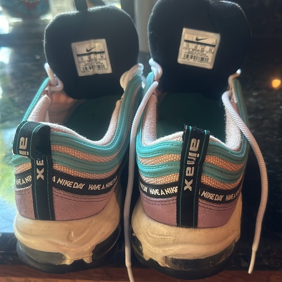 Nike have a Nike day - Picture 3 of 6